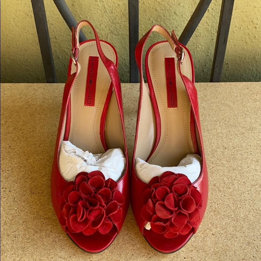 NEW Bandolino Flower Shoes